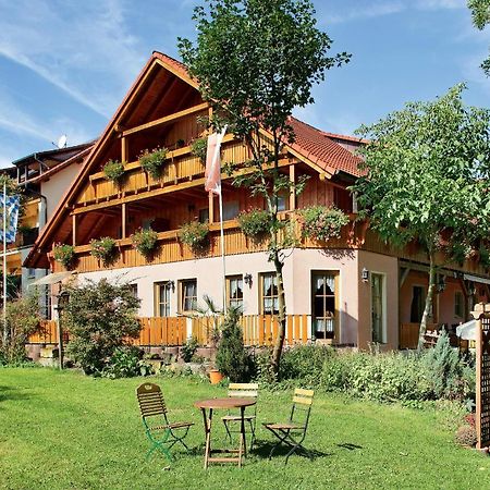 Land- Und Aktivhotel Altmuehlaue باد روداخ المظهر الخارجي الصورة
