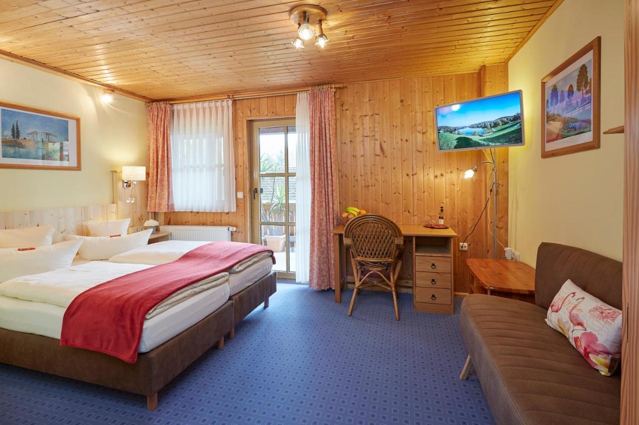 Land- Und Aktivhotel Altmuehlaue باد روداخ المظهر الخارجي الصورة