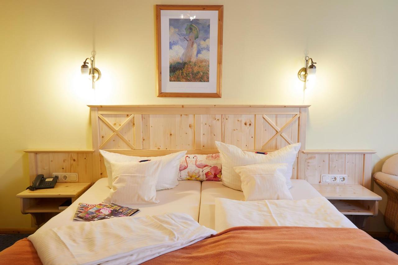 Land- Und Aktivhotel Altmuehlaue باد روداخ المظهر الخارجي الصورة